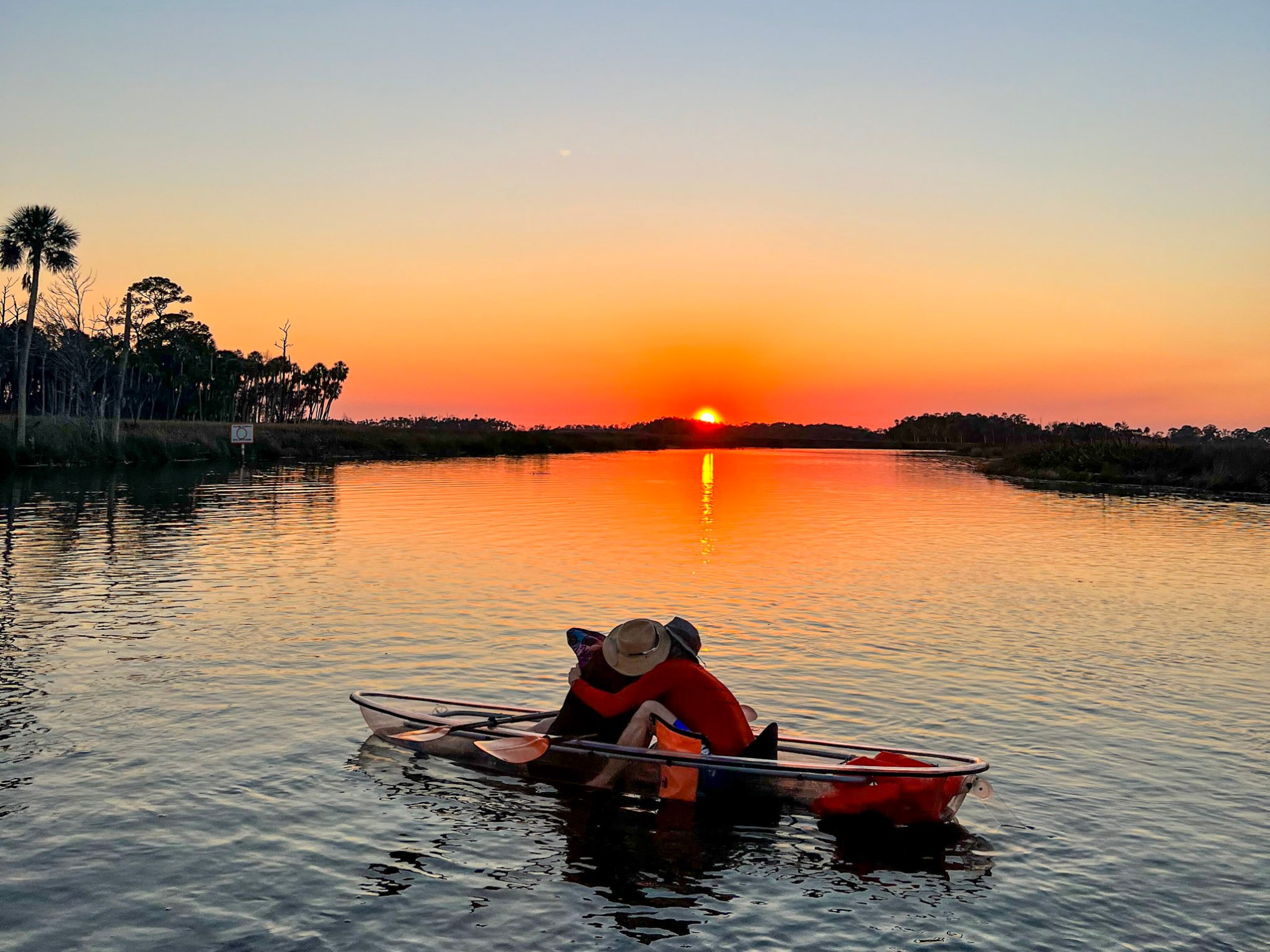 a small boat in a body of water